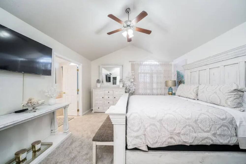 Photo of Bedroom in Wichita