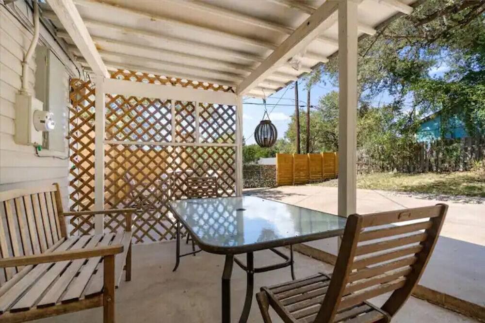 Photo of Patio Balcony in Lago Vista