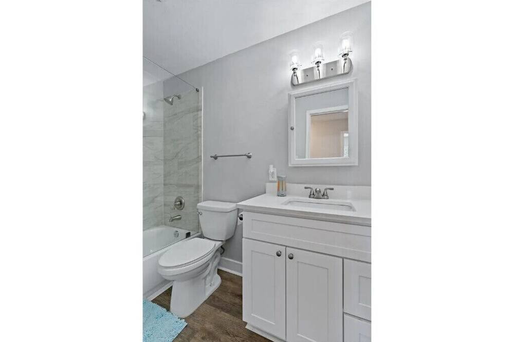 Photo of Bathroom in Lago Vista