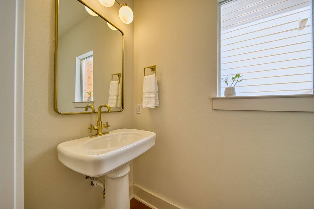 Photo of Bathroom in Cherrywood