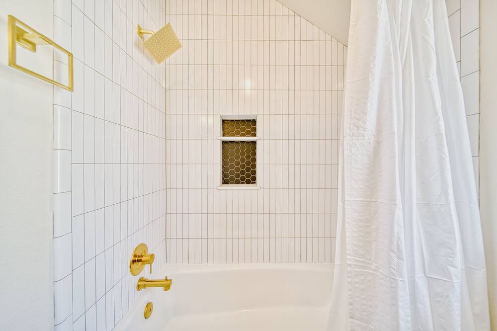 Photo of Bathroom in Cherrywood
