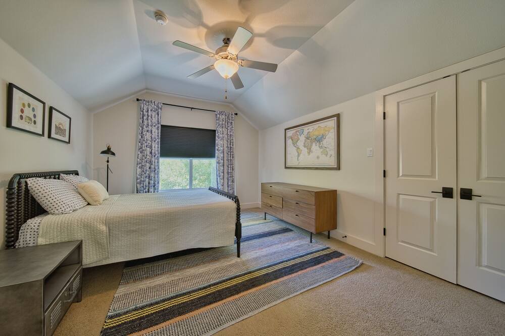 Photo of Bedroom in Cherrywood