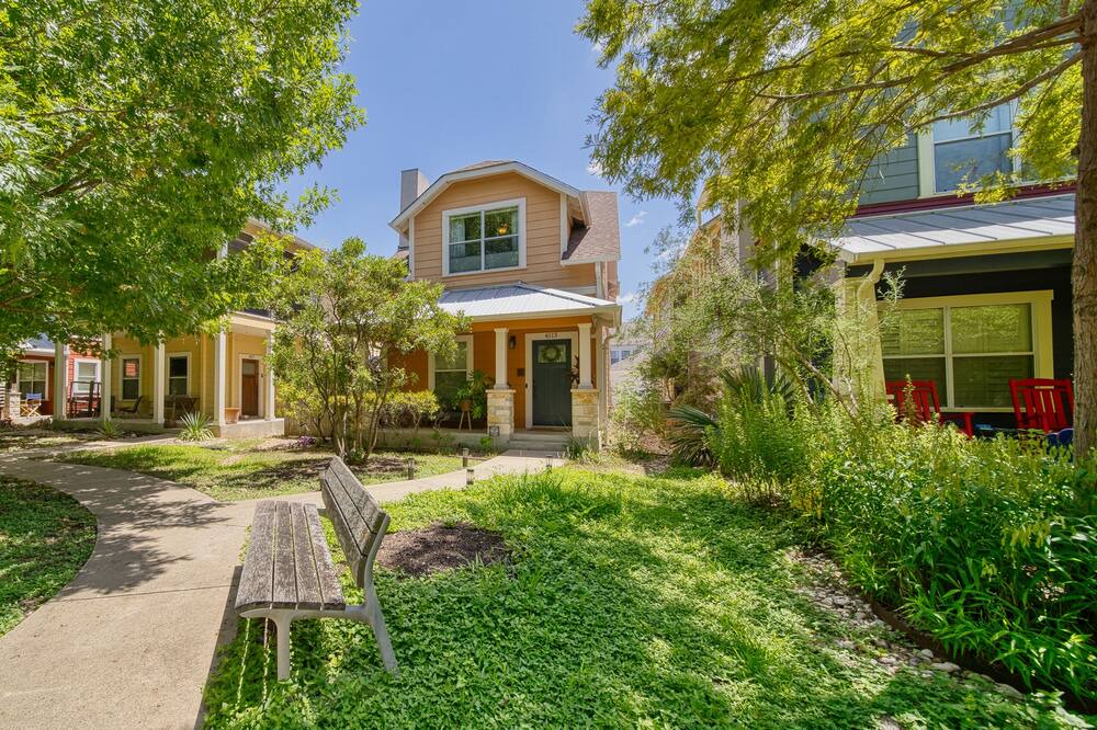 Photo of Outdoor in Cherrywood