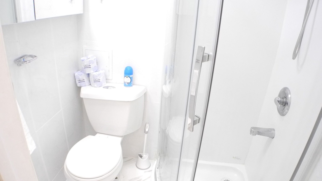 Photo of Bathroom in Hunters Point