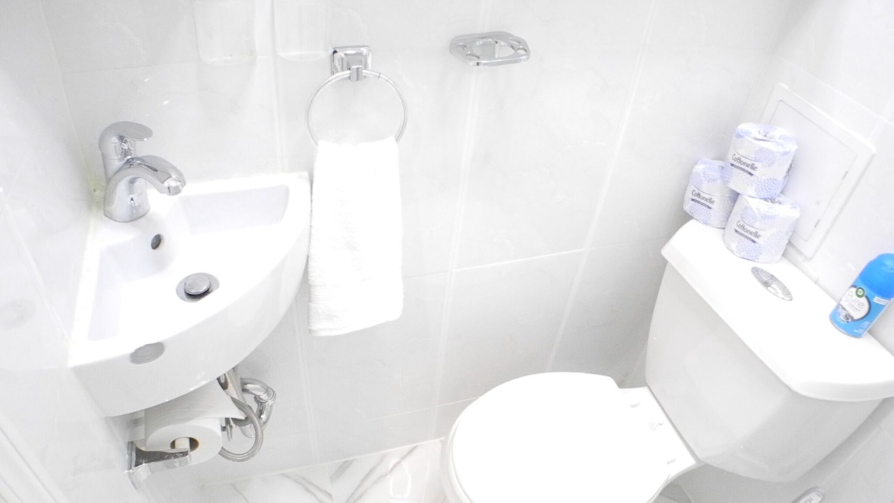 Photo of Bathroom in Hunters Point