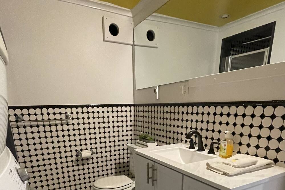 Photo of Bathroom in West Dennis