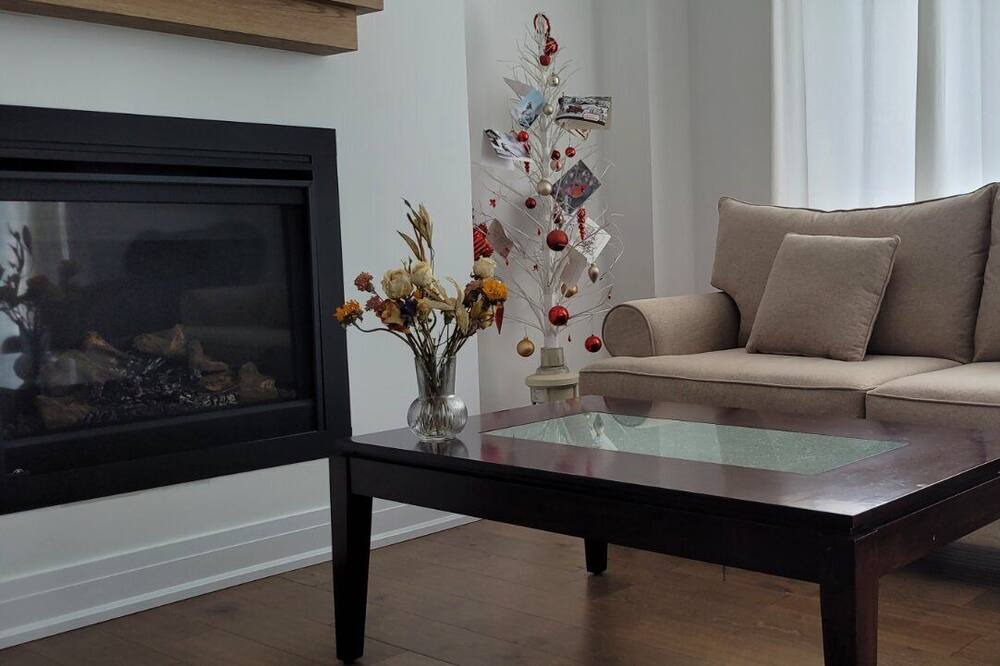 Photo of Livingroom in Innisfil
