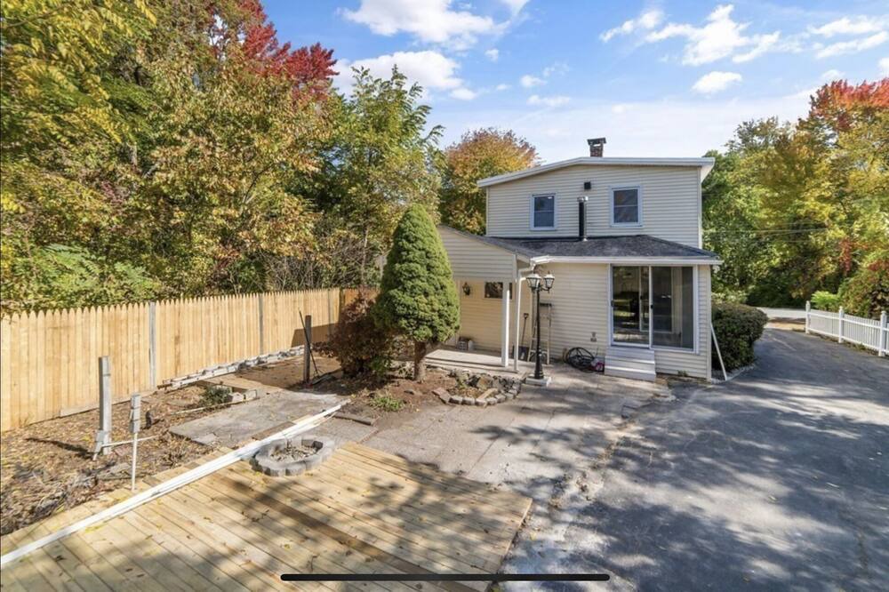 Photo of Patio Balcony in Lowell