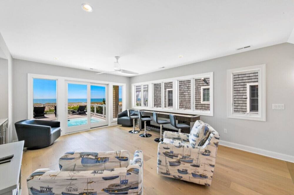 Photo of Livingroom in South Beach Haven