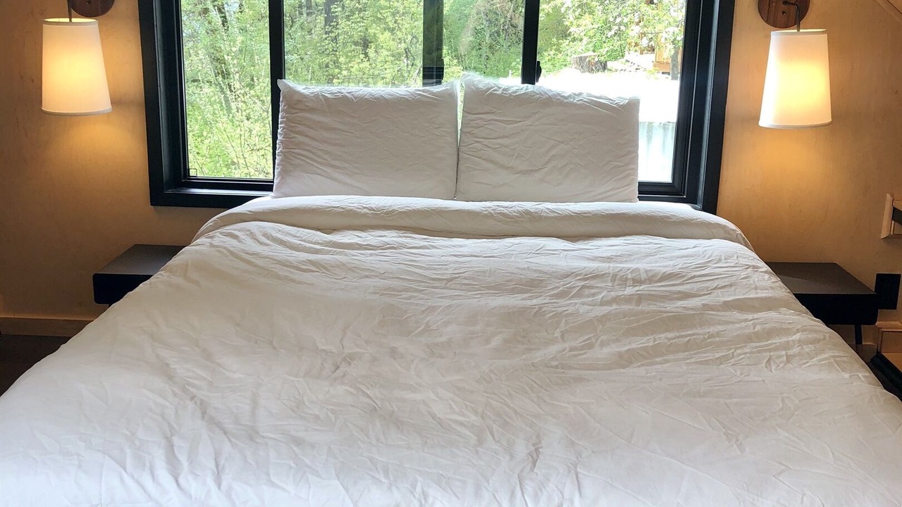 Photo of Bedroom in Marblemount