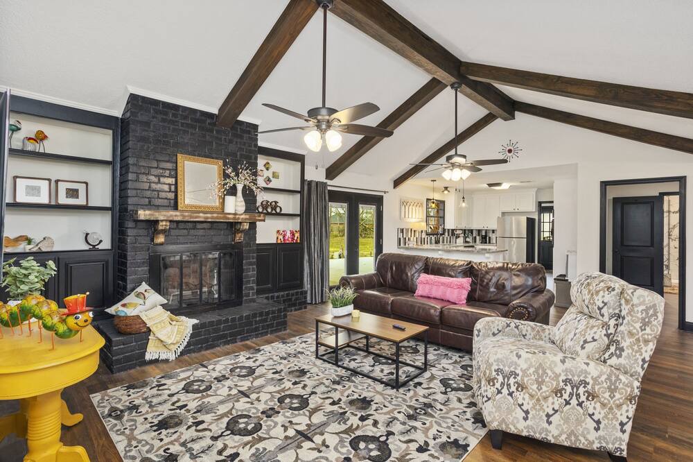 Photo of Livingroom in Lake Charles