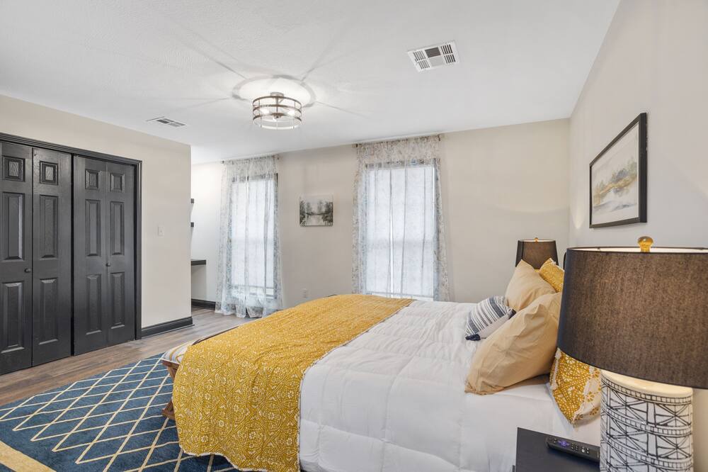 Photo of Bedroom in Lake Charles