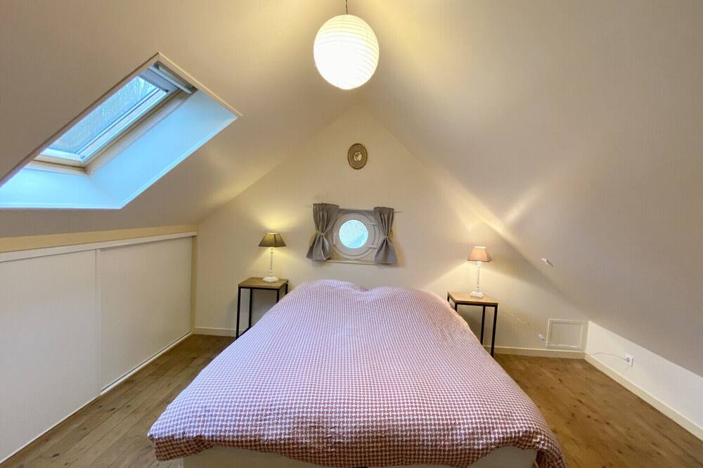Photo of Bedroom in Cambron