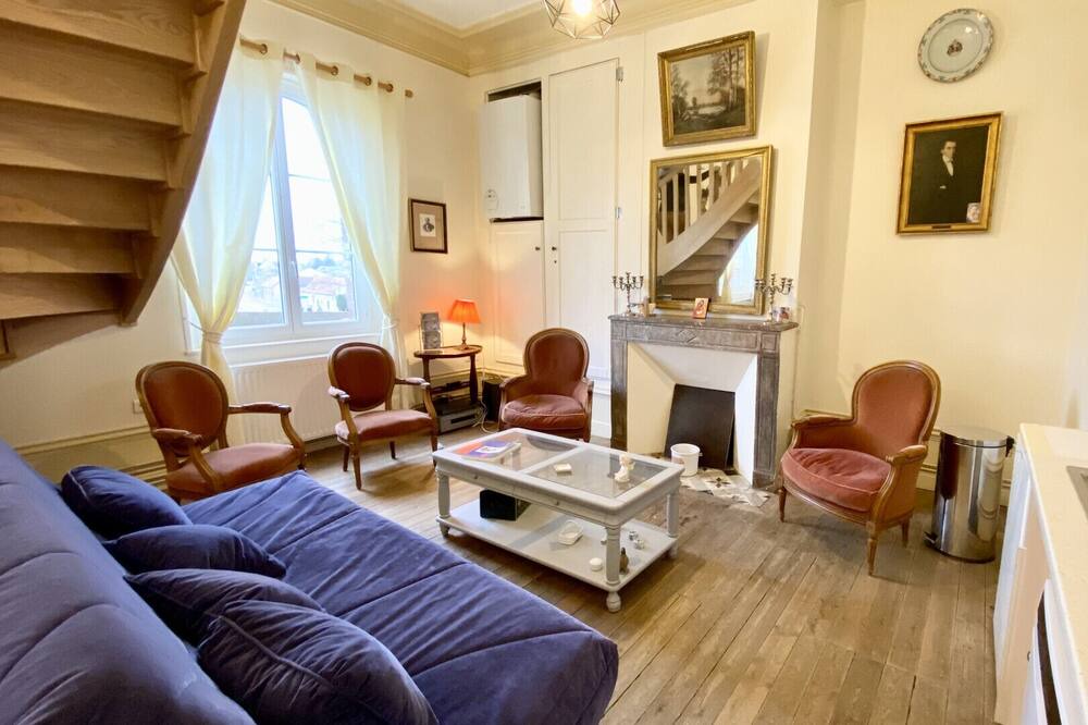 Photo of Livingroom in Cambron