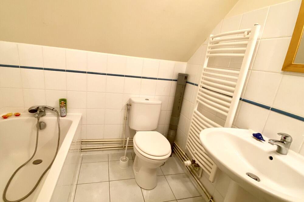 Photo of Bathroom in Cambron