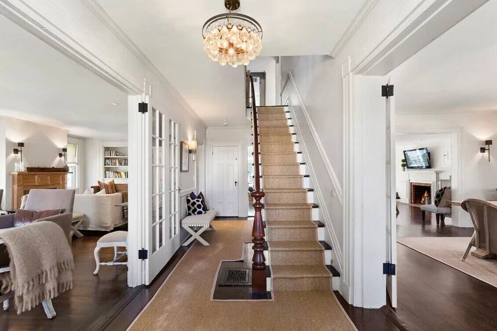 Photo of Others in East Hampton North