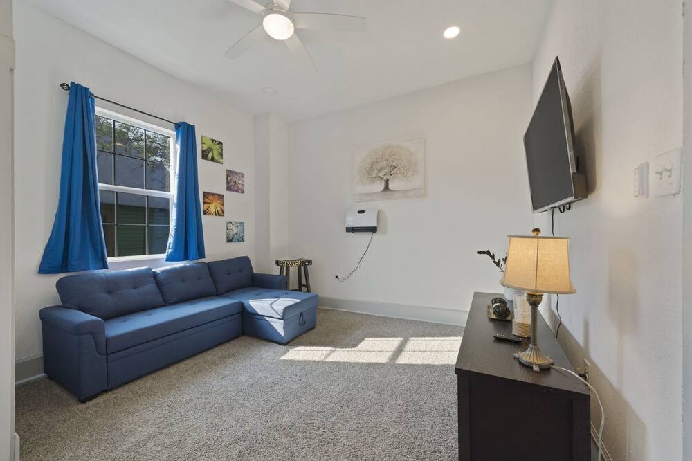 Photo of Livingroom in Alta Vista