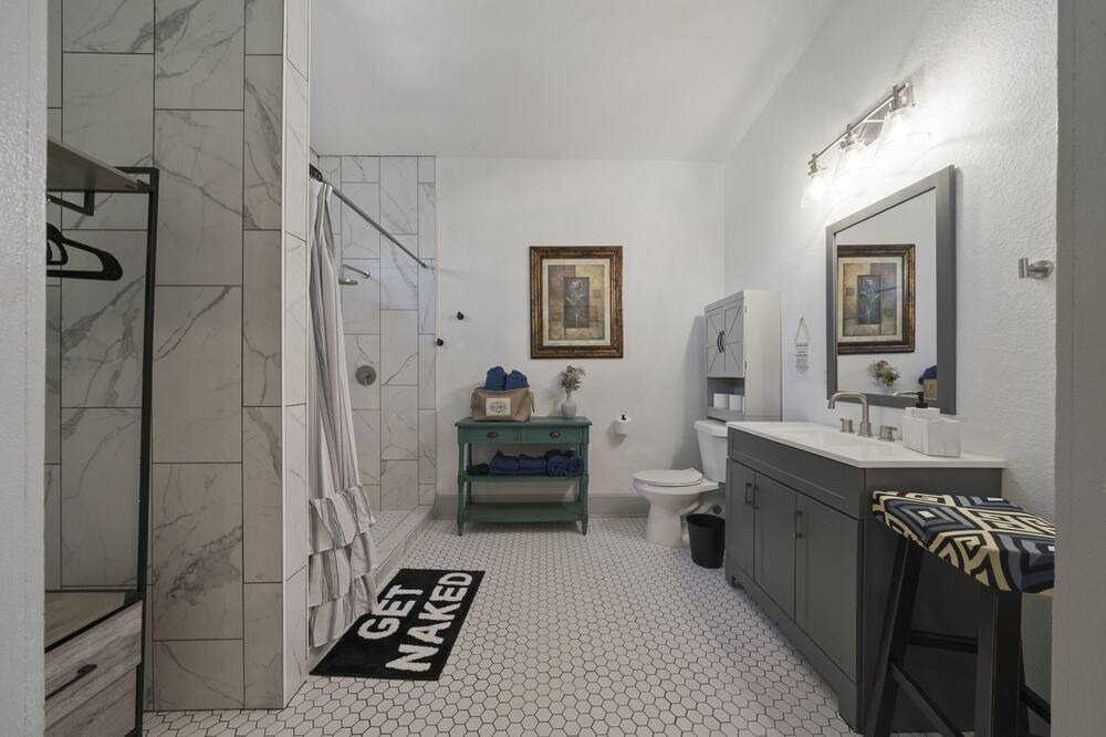 Photo of Bathroom in Alta Vista