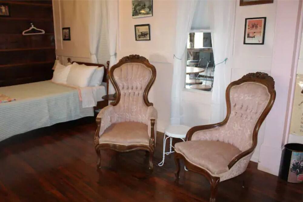 Photo of Bedroom in Morgan Mill
