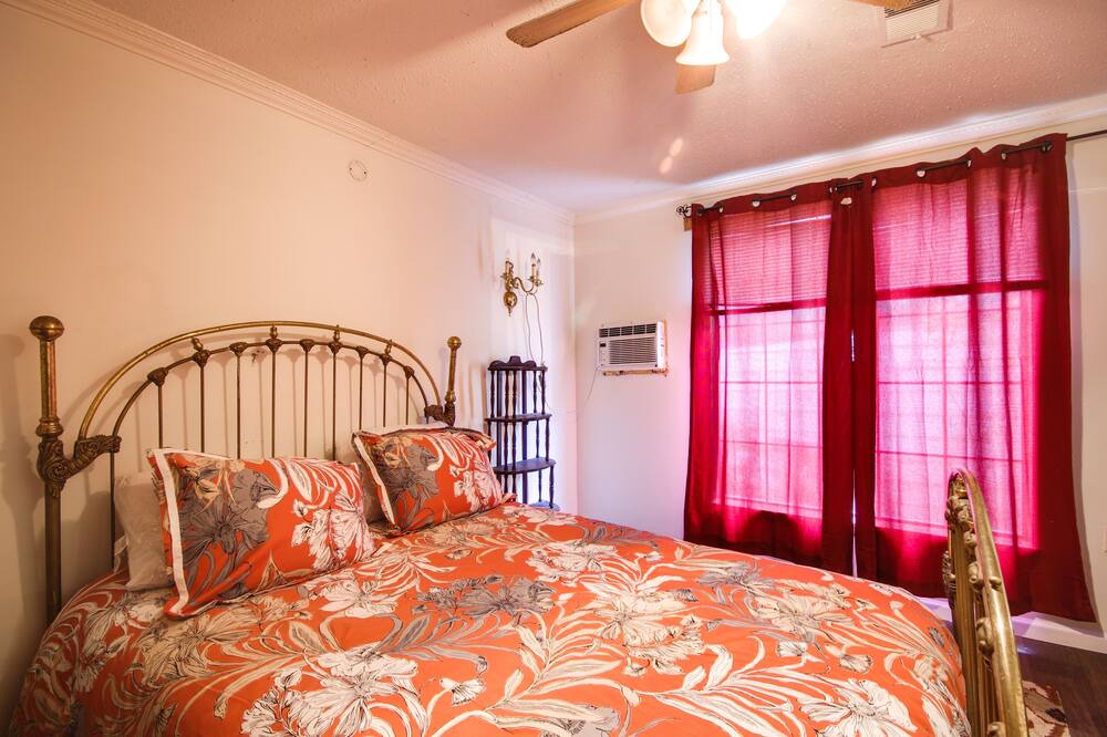 Photo of Bedroom in Hazlehurst