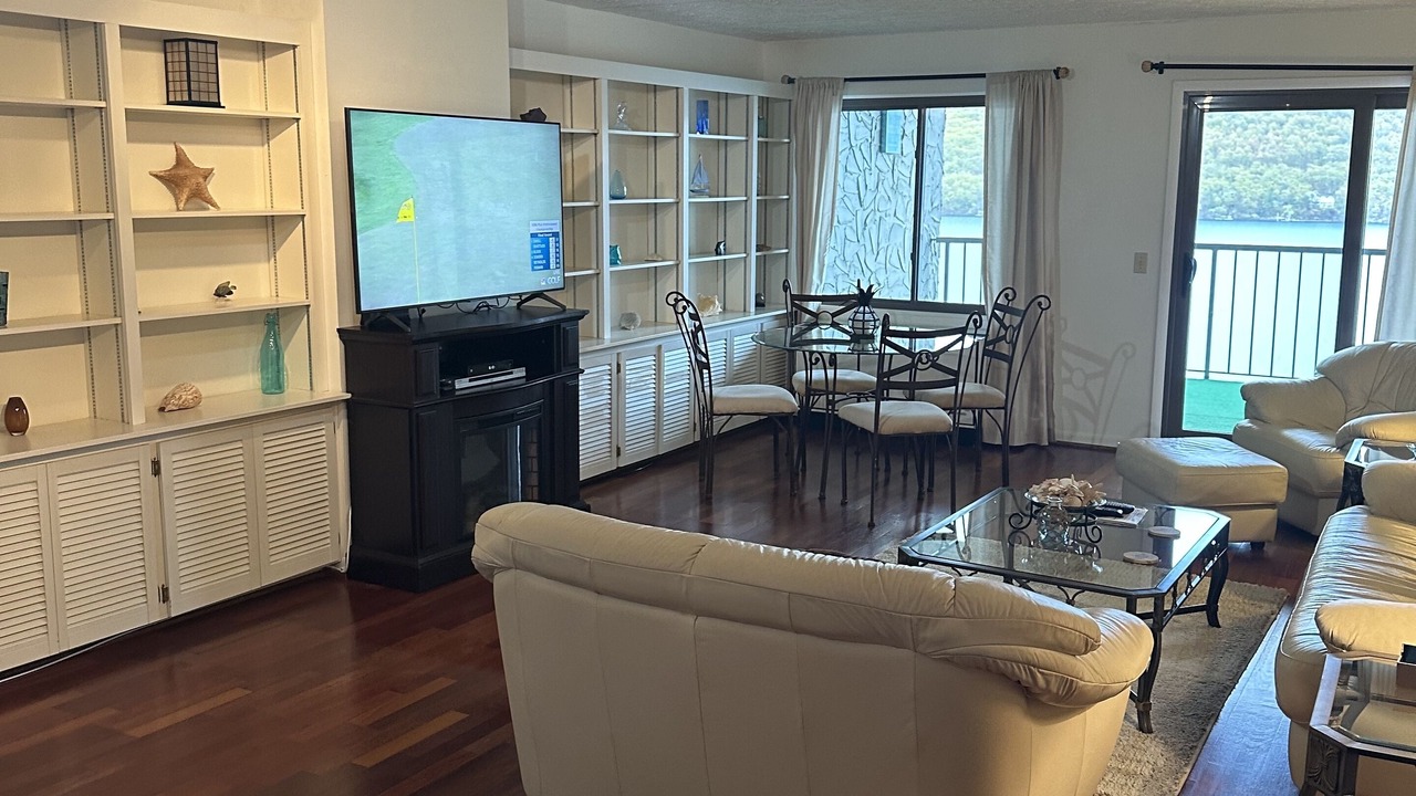 Photo of Livingroom in Holcomb