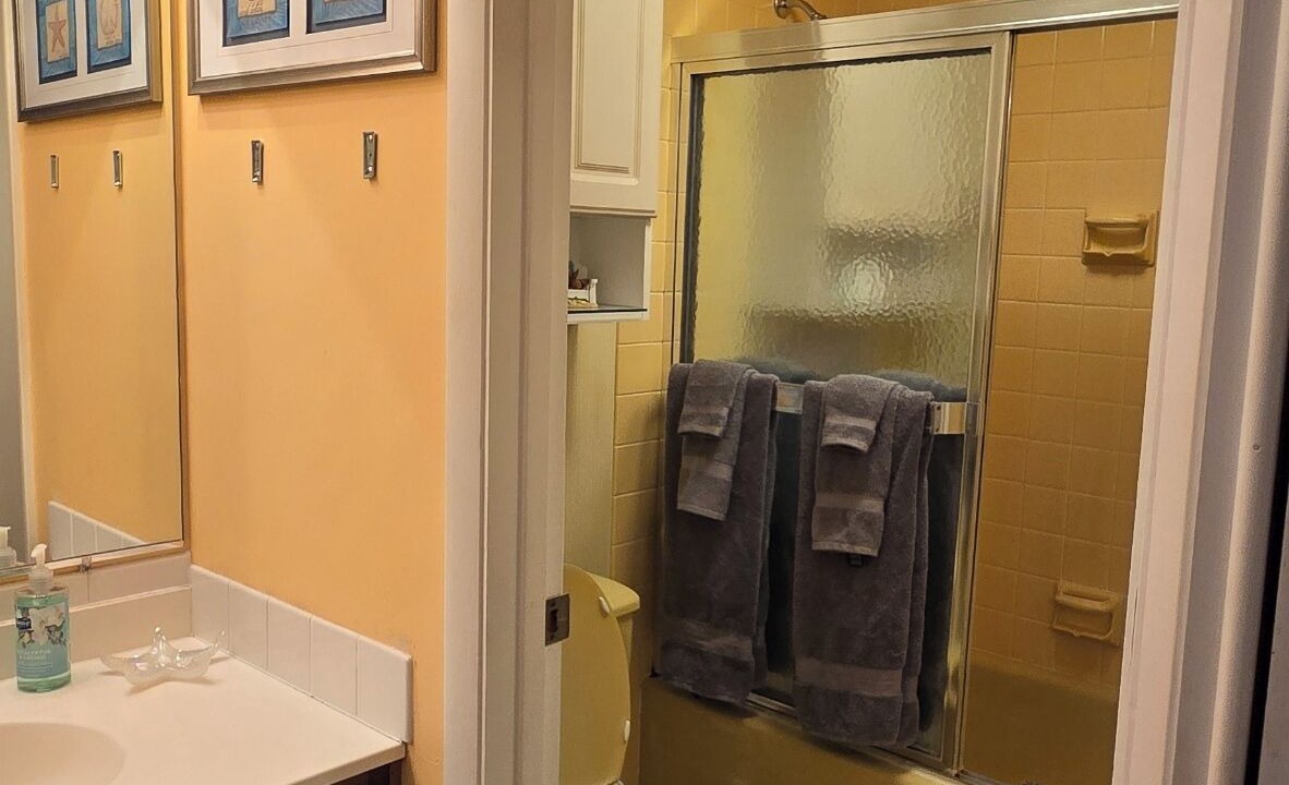 Photo of Others in Holcomb