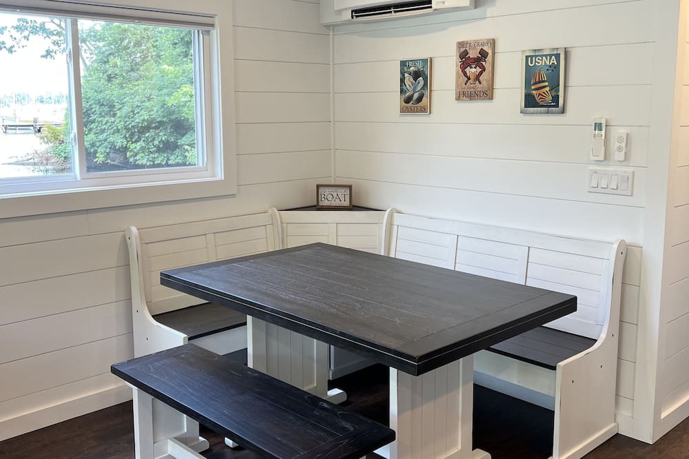 Photo of Others in Annapolis