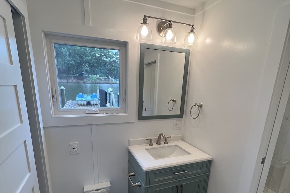 Photo of Bathroom in Annapolis