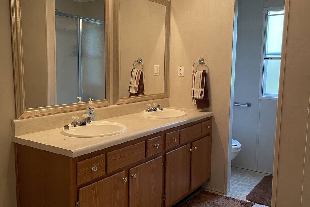 Photo of Bathroom in Mc Adams