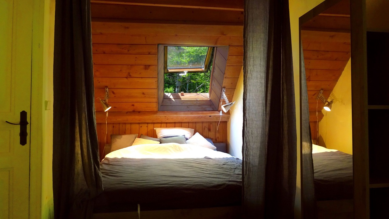 Photo of Bedroom in Quaix-en-Chartreuse