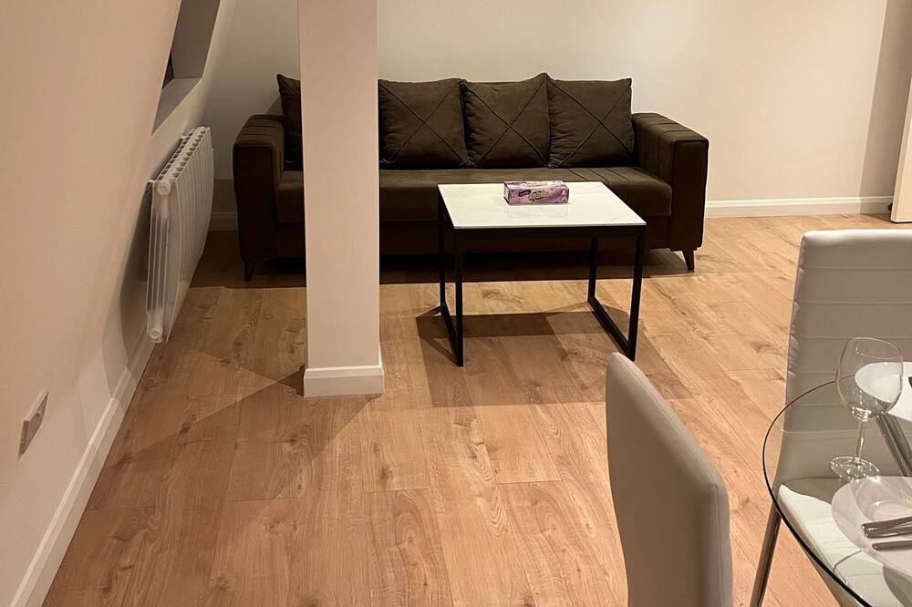 Photo of Livingroom in Walpole