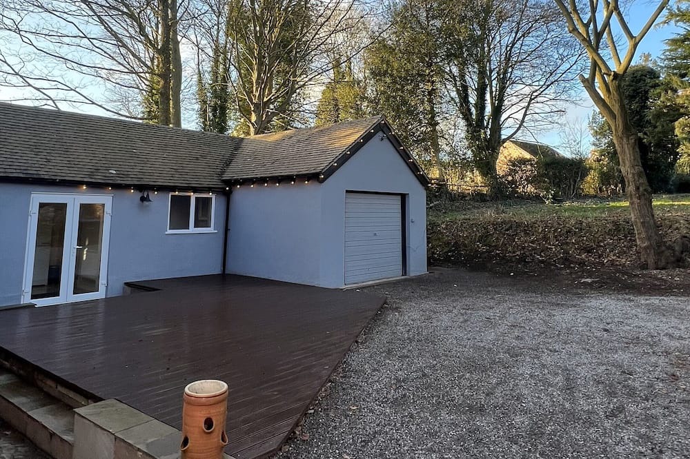 Photo of Outdoor in Malpas