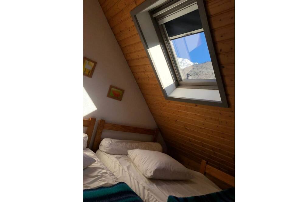 Photo of Bedroom in Cauterets