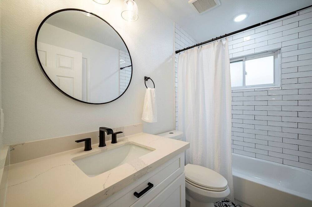 Photo of Bathroom in Spring Branch West