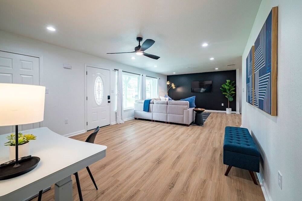 Photo of Bedroom in Spring Branch West