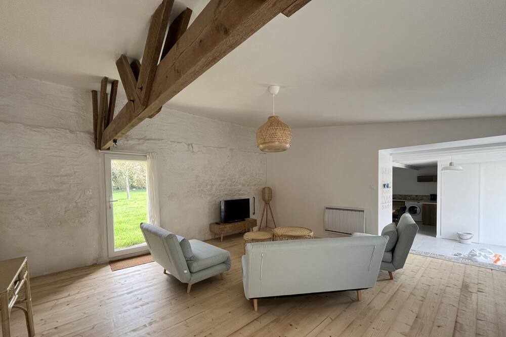 Photo of Others in Plouider