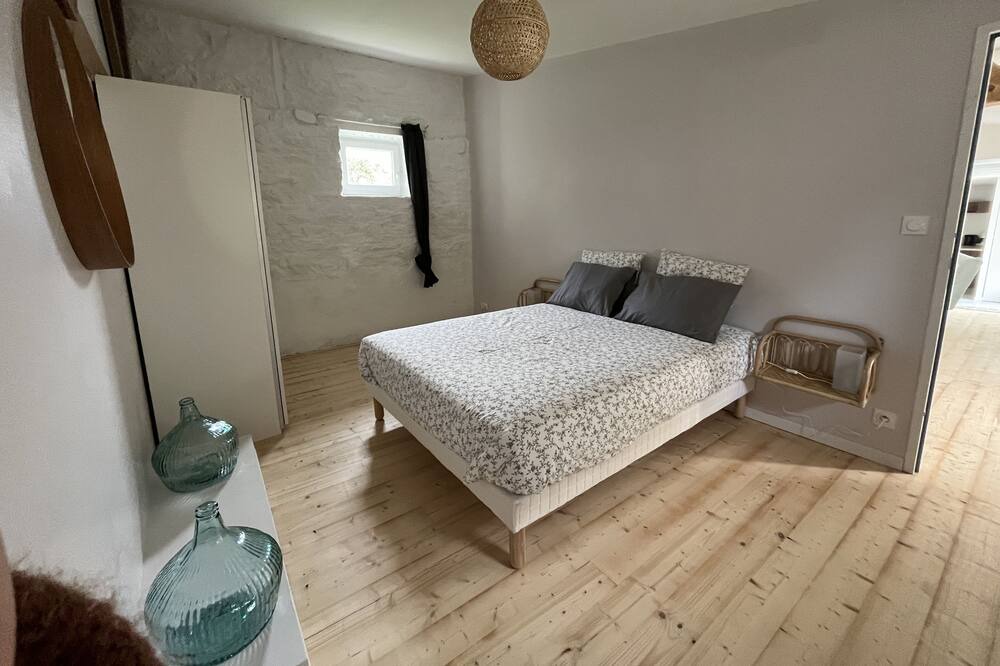 Photo of Bedroom in Plouider