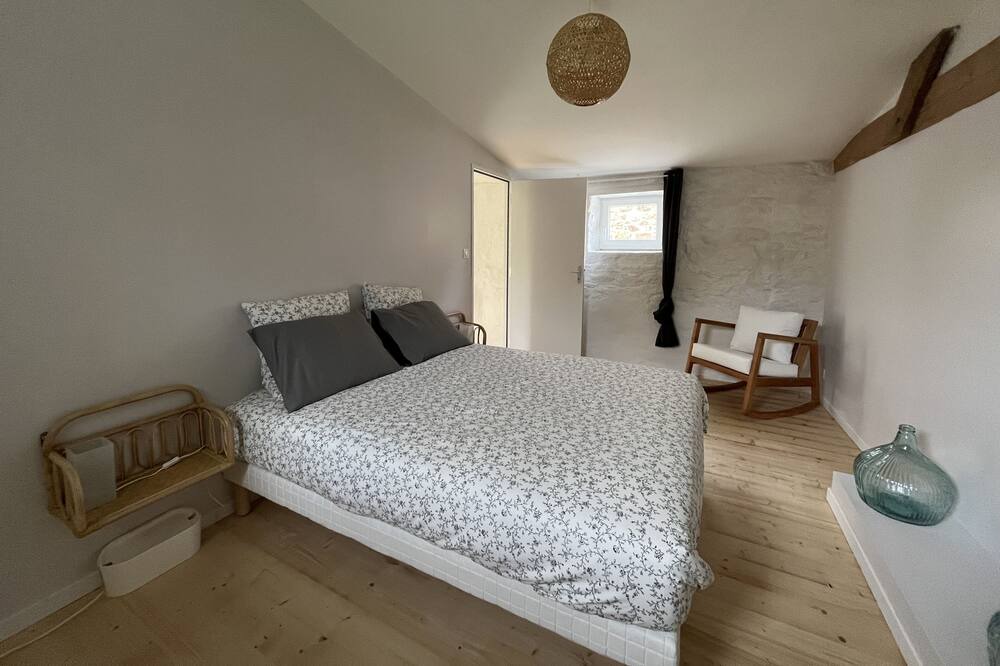 Photo of Bedroom in Plouider