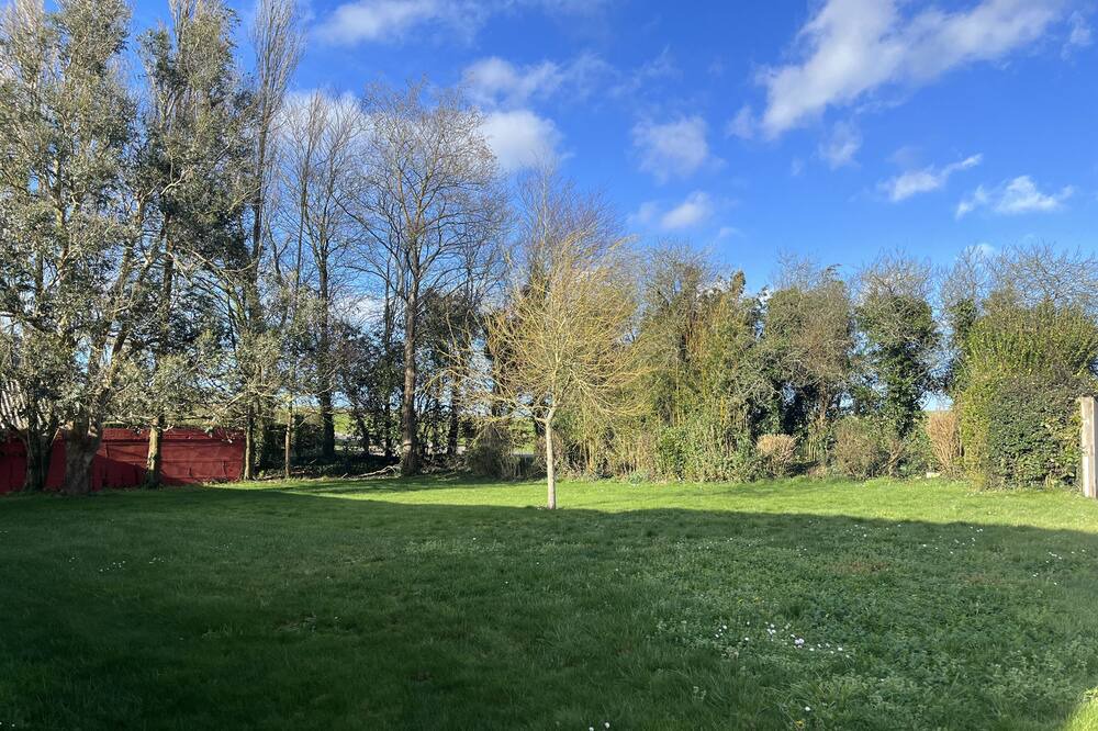 Photo of Others in Plouider