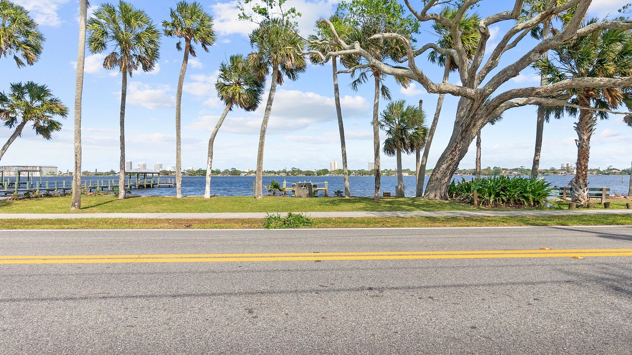 Photo of Others in Elizabeth Mcbrides Raulersons