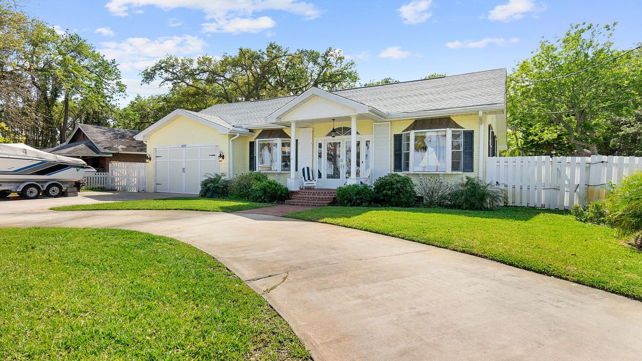 Photo of Outdoor in Elizabeth Mcbrides Raulersons