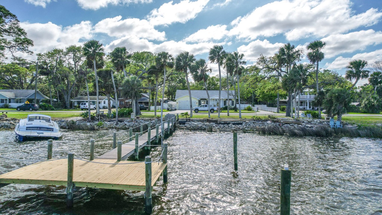 Photo of Outdoor in Elizabeth Mcbrides Raulersons