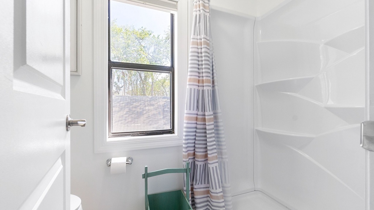 Photo of Others in Elizabeth Mcbrides Raulersons