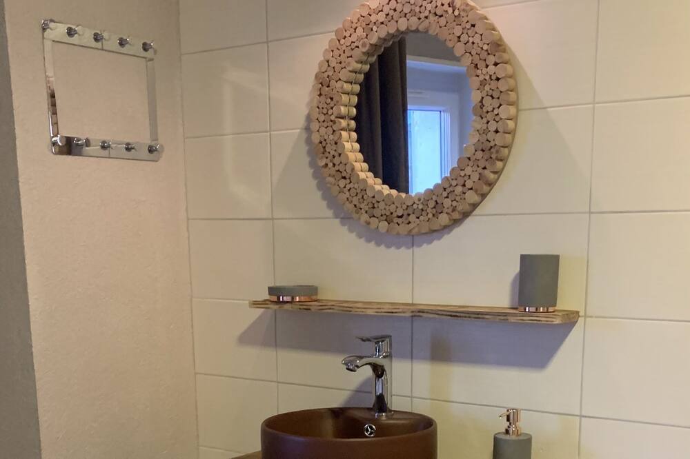 Photo of Bathroom in Uchizy
