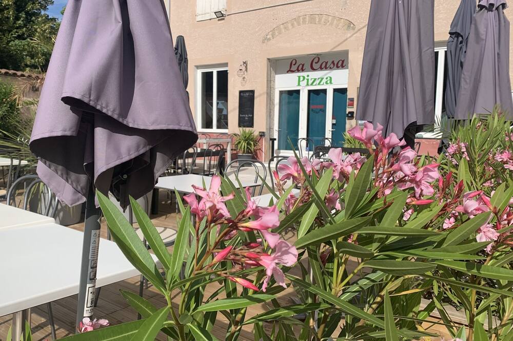 Photo of Outdoor in Uchizy