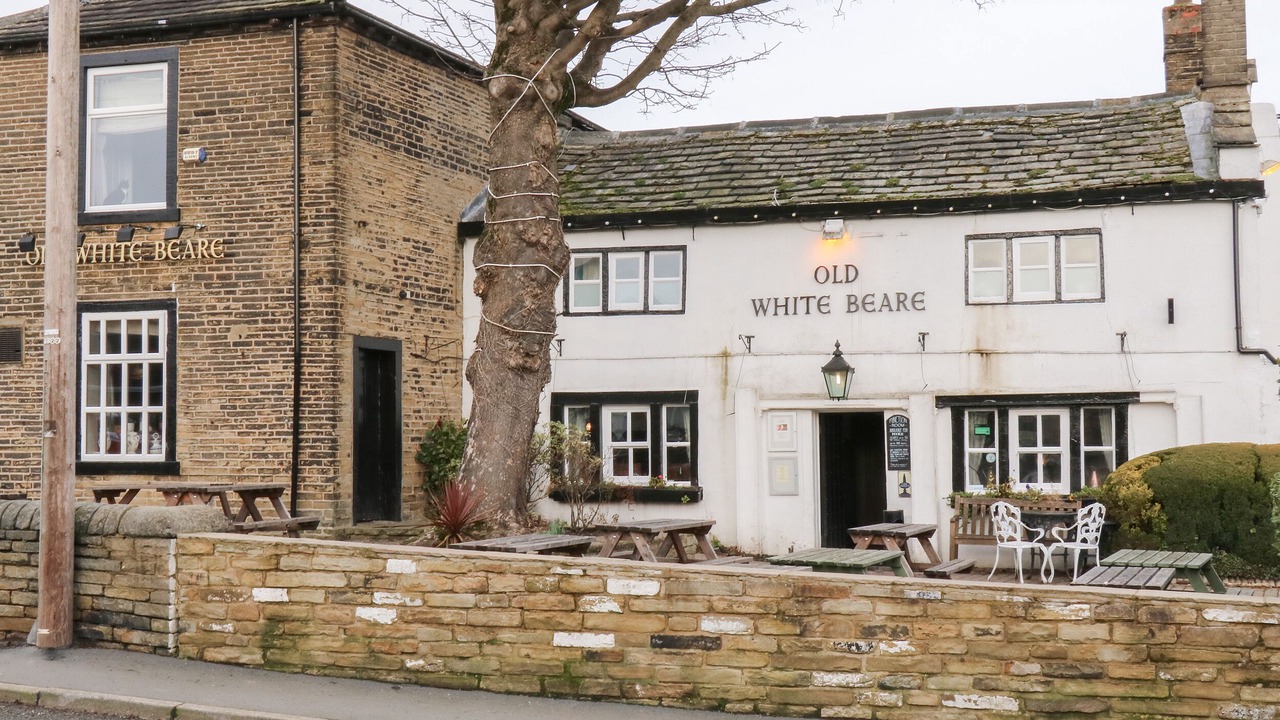 Photo of Outdoor in Rastrick