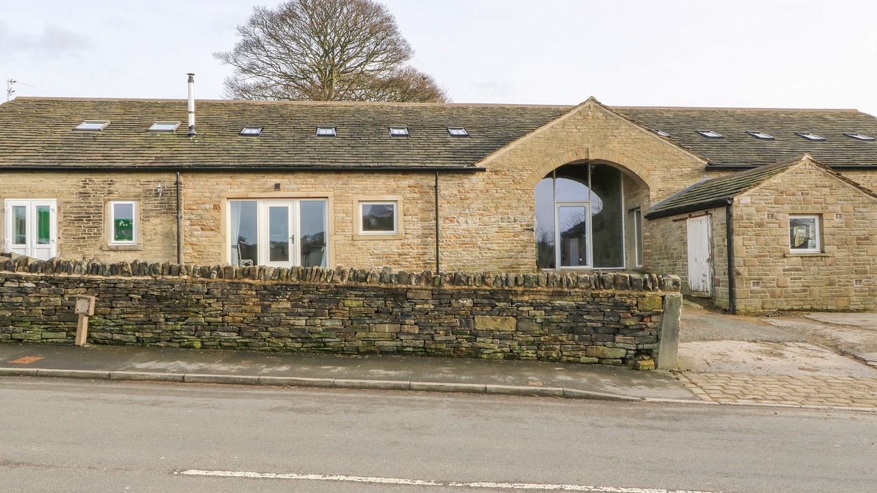Photo of Outdoor in Rastrick
