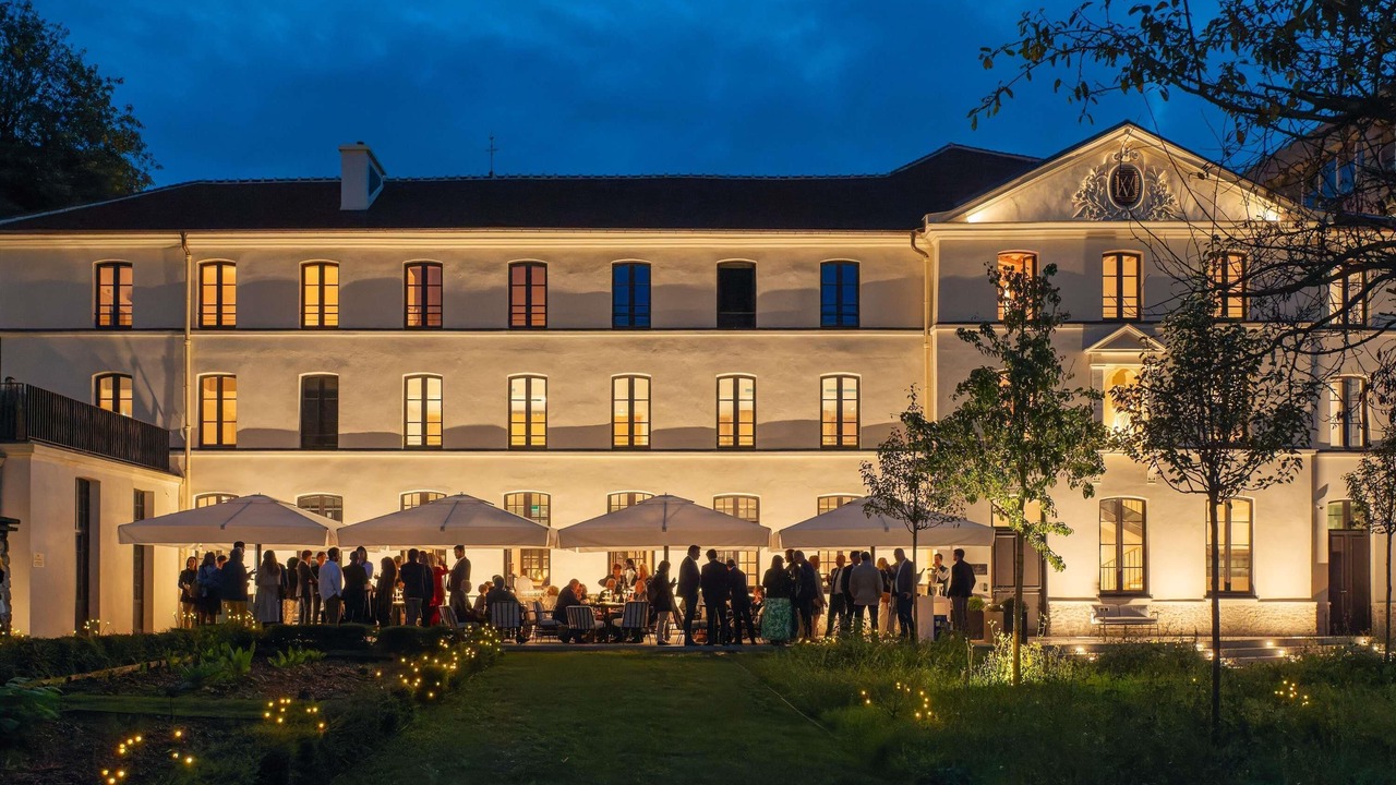 Photo of Others in Issy-les-Moulineaux