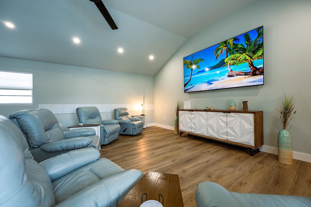 Photo of Livingroom in Palma Sola