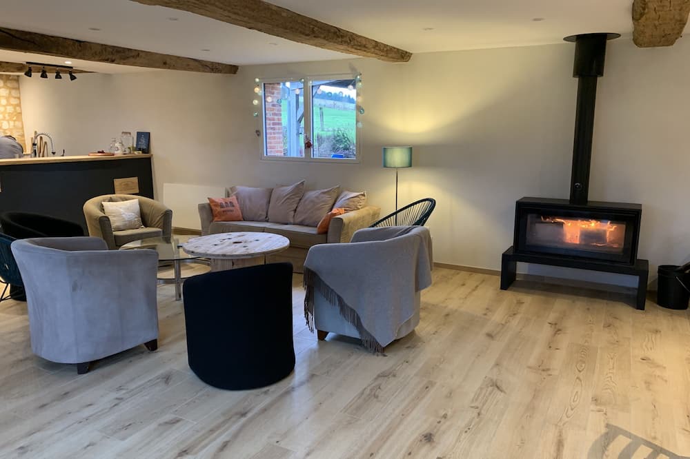 Photo of Livingroom in Saint-Martin-Osmonville